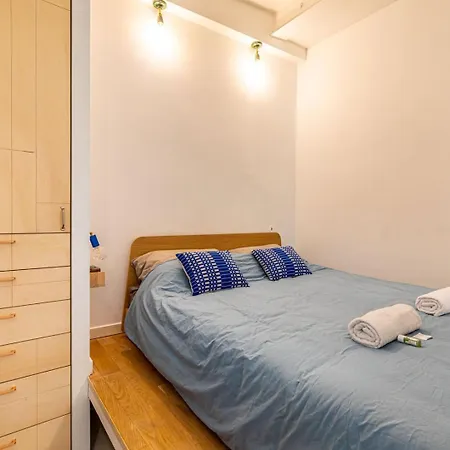 Guestready - Midcentury Maisonette In The 10th パリ