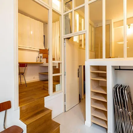 شقة Guestready - Midcentury Maisonette In The 10th باريس